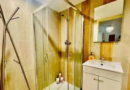 Aiporto Downtown, Family&friends 2!