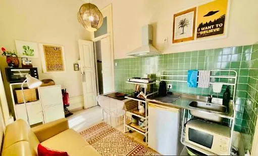 Aiporto Downtown, Family&friends 2! Porto