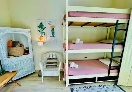 Aiporto Downtown, Family&friends 2! Διαμέρισμα